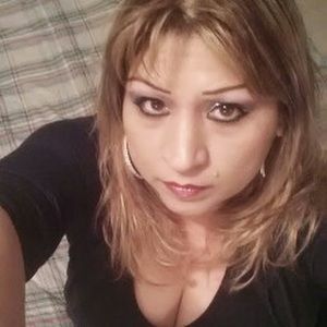 Meet your Posher, Dalia